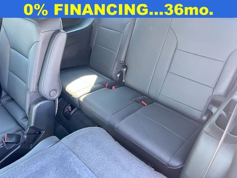 Certified 2025 Chevrolet Traverse LT image 20