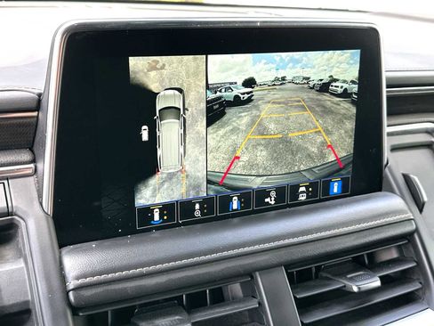 Used 2023 GMC Yukon AT4 w/ AT4 Premium Plus Package AWD/4WD image 20