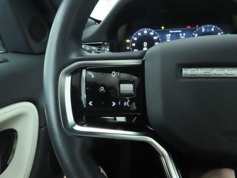 Used 2023 Land Rover Discovery Sport SE R-Dynamic image 11
