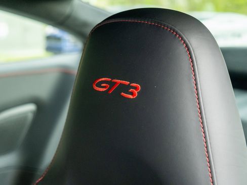 Used 2015 Porsche 911 GT3 image 18