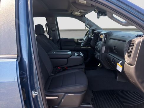 New 2026 Chevrolet Silverado 2500 Custom w/ Custom Value Package AWD/4WD image 18