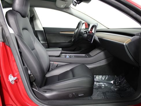 Used 2023 Tesla Model 3 Performance image 17