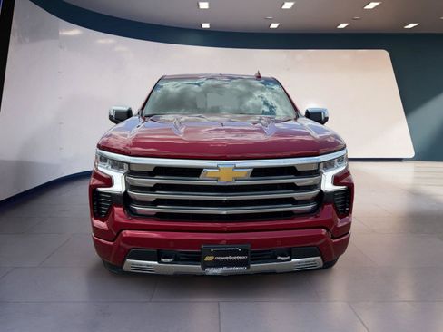 Used 2025 Chevrolet Silverado 1500 High Country AWD/4WD image 8