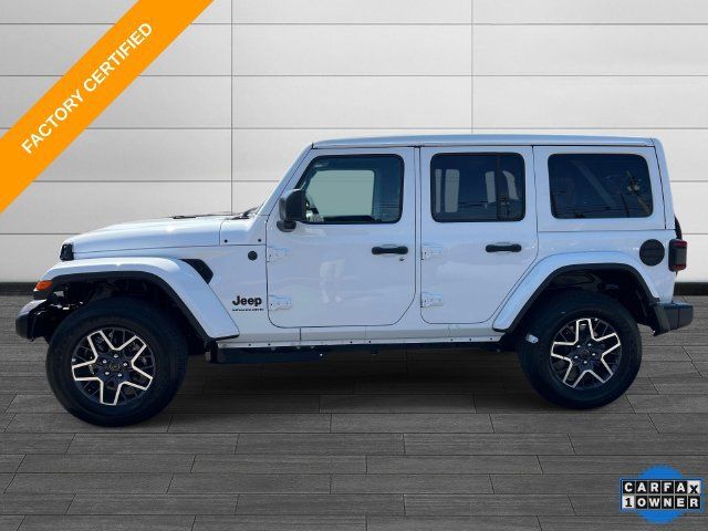 Used 2026 Jeep Wrangler Unlimited Sahara AWD/4WD image 7