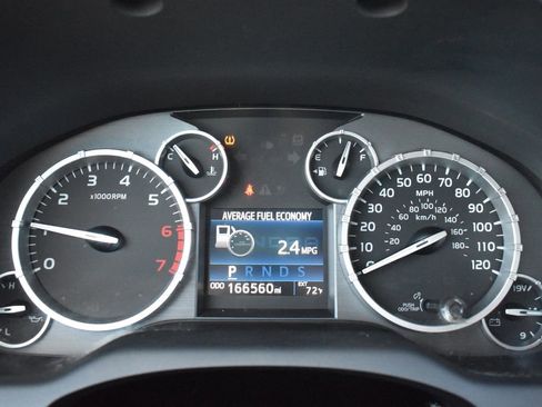 Used 2016 Toyota Tundra SR5 w/ SR5 Upgrade Package image 20