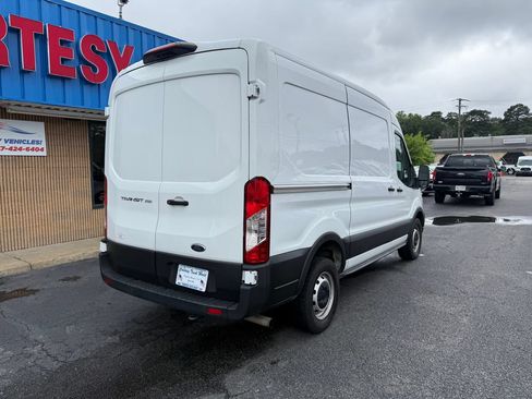 Used 2022 Ford Transit 250 Medium Roof RWD image 7