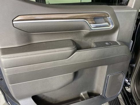 Used 2024 Chevrolet Silverado 1500 LT AWD/4WD image 25