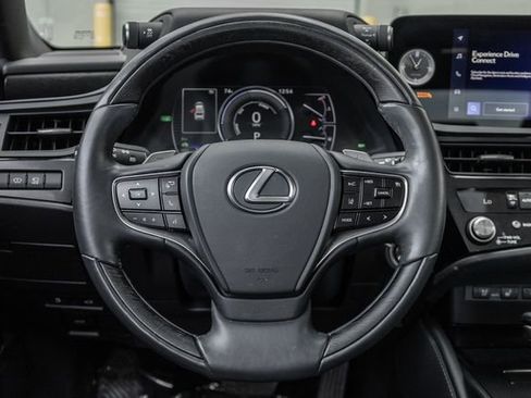 Used 2024 Lexus ES 300h w/ Luxury Package image 8