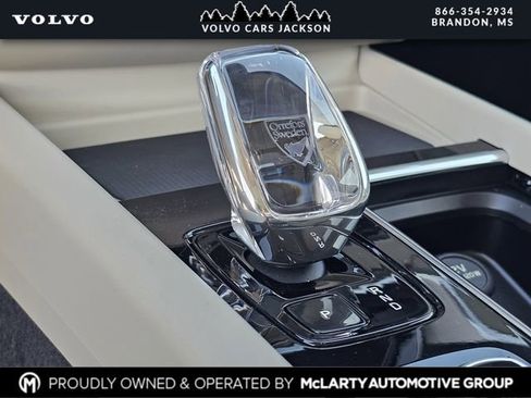 New 2026 Volvo XC60 B5 Ultra w/ Protection Package Premier AWD/4WD image 22