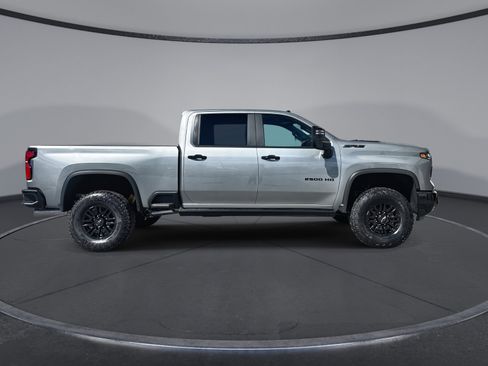 New 2026 Chevrolet Silverado 2500 ZR2 w/ LPO, Dark Essentials Package AWD/4WD image 9