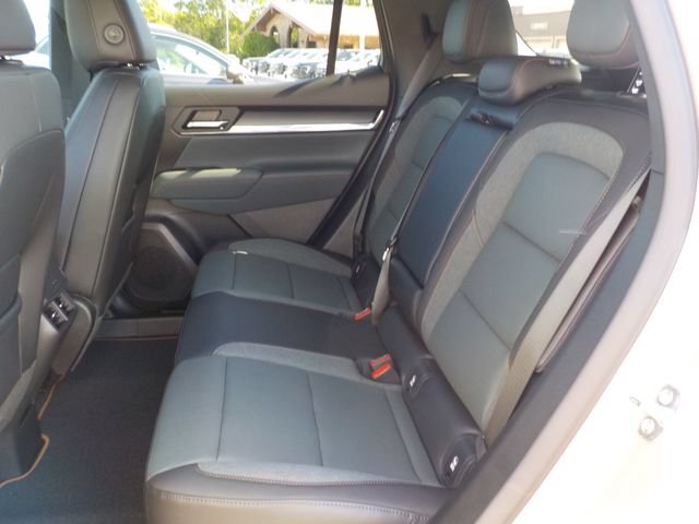 New 2026 GMC Terrain AT4 w/ Technology Package II AWD/4WD image 17