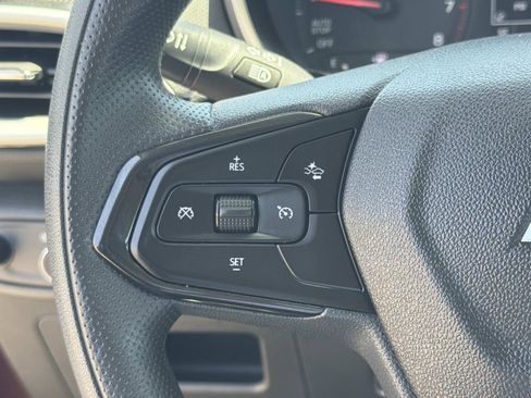 Used 2023 Chevrolet TrailBlazer LS FWD image 9