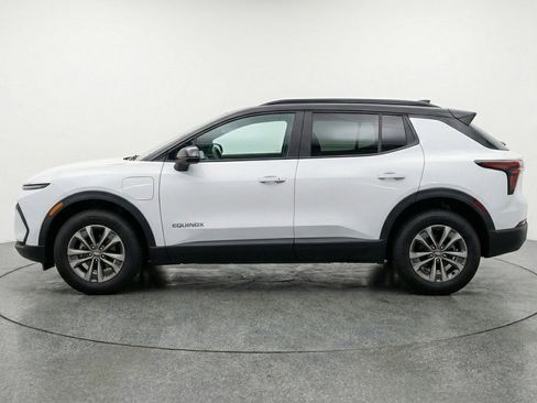 Used 2025 Chevrolet Equinox LT FWD image 5