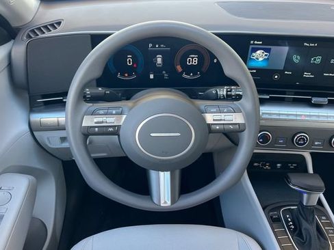 New 2026 Hyundai Kona SE FWD image 13