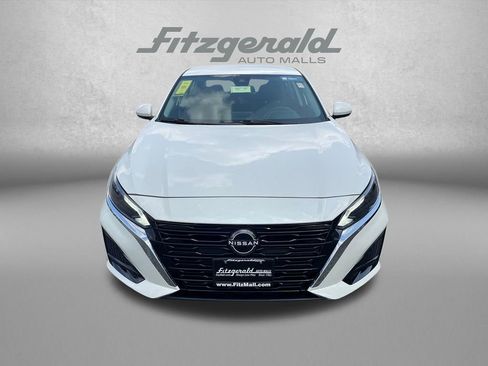 Used 2023 Nissan Altima 2.5 SV AWD/4WD image 5