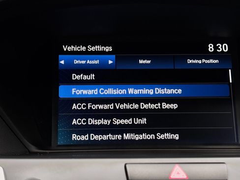 Used 2019 Acura TLX image 8