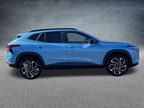 New 2026 Chevrolet Trax RS w/ Driver Confidence Package image 2