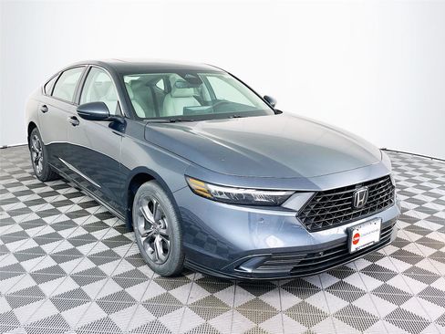 New 2026 Honda Accord EX-L image 1