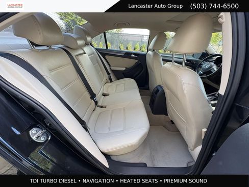Used 2013 Volkswagen Jetta TDI FWD image 20