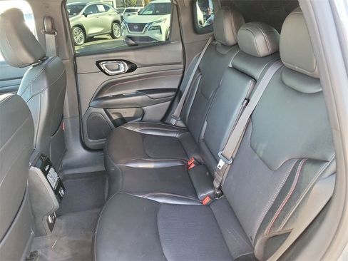 Used 2023 Jeep Compass Trailhawk image 13
