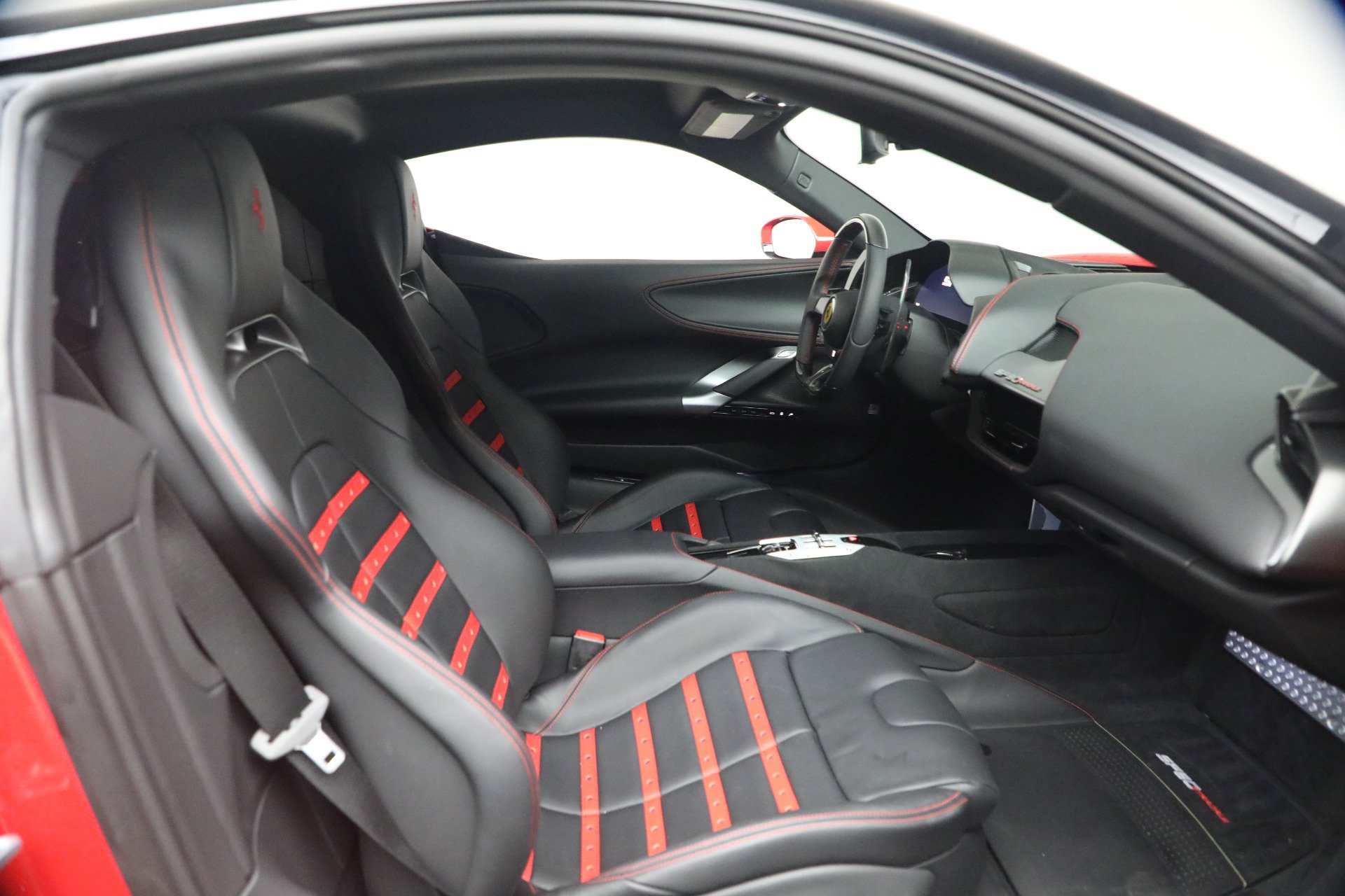 Used 2023 Ferrari SF90 Stradale AWD/4WD image 16
