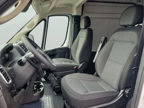 New 2024 RAM ProMaster 3500 w/ Convenience Group FWD image 9