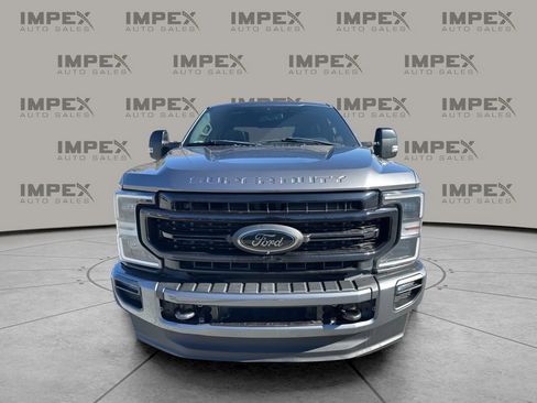 Used 2022 Ford F250 Lariat w/ Black Appearance Package image 8