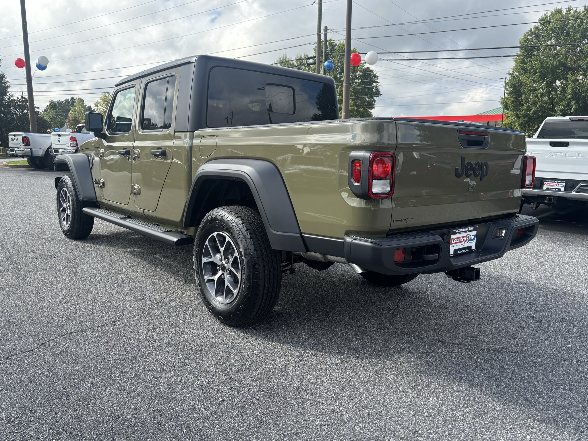 New 2027 Jeep Gladiator Sport AWD/4WD image 5