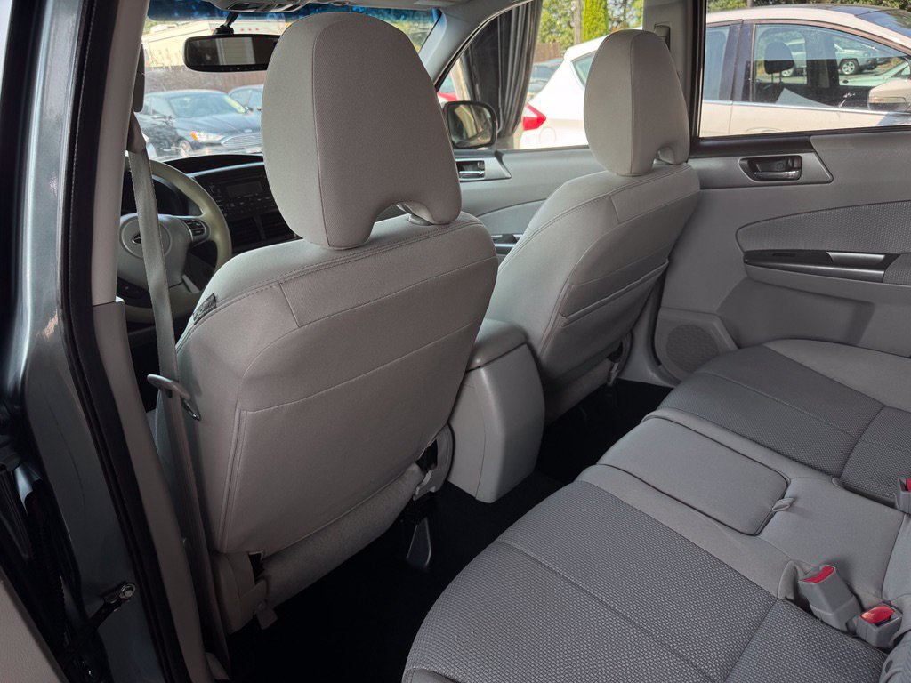 Used 2013 Subaru Forester 2.5X Premium w/ All-Weather Pkg AWD/4WD image 15