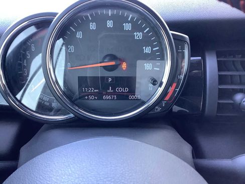 Used 2019 MINI Cooper S w/ Premium Package image 18