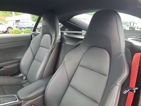 Used 2025 Porsche 718 Cayman S RWD image 10