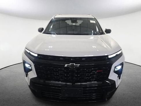 Used 2024 Chevrolet Traverse RS AWD/4WD image 2