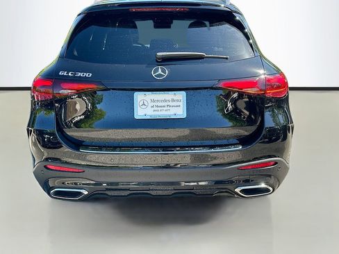 Used 2025 Mercedes-Benz GLC 300 image 6
