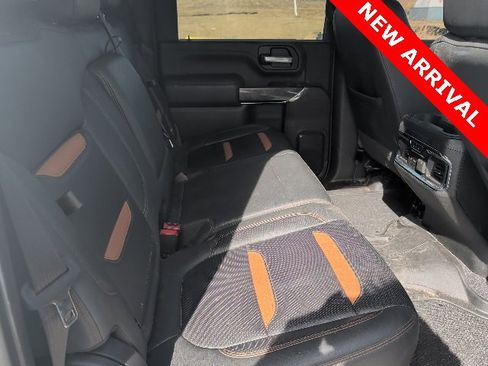 Used 2023 GMC Sierra 2500 AT4 w/ AT4 Preferred Package image 12
