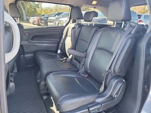 Used 2024 Honda Odyssey EX-L image 11