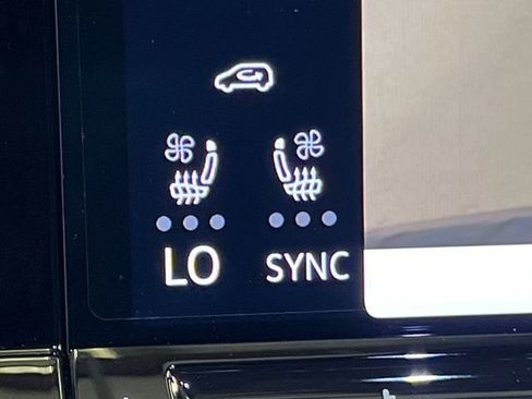 New 2026 Volkswagen Atlas SE FWD image 18
