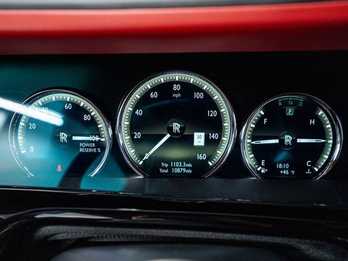 Used 2023 Rolls-Royce Phantom Sedan image 57