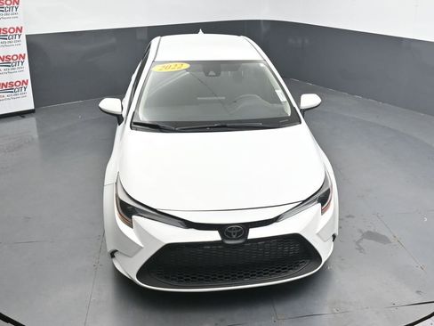 Used 2022 Toyota Corolla LE FWD image 28