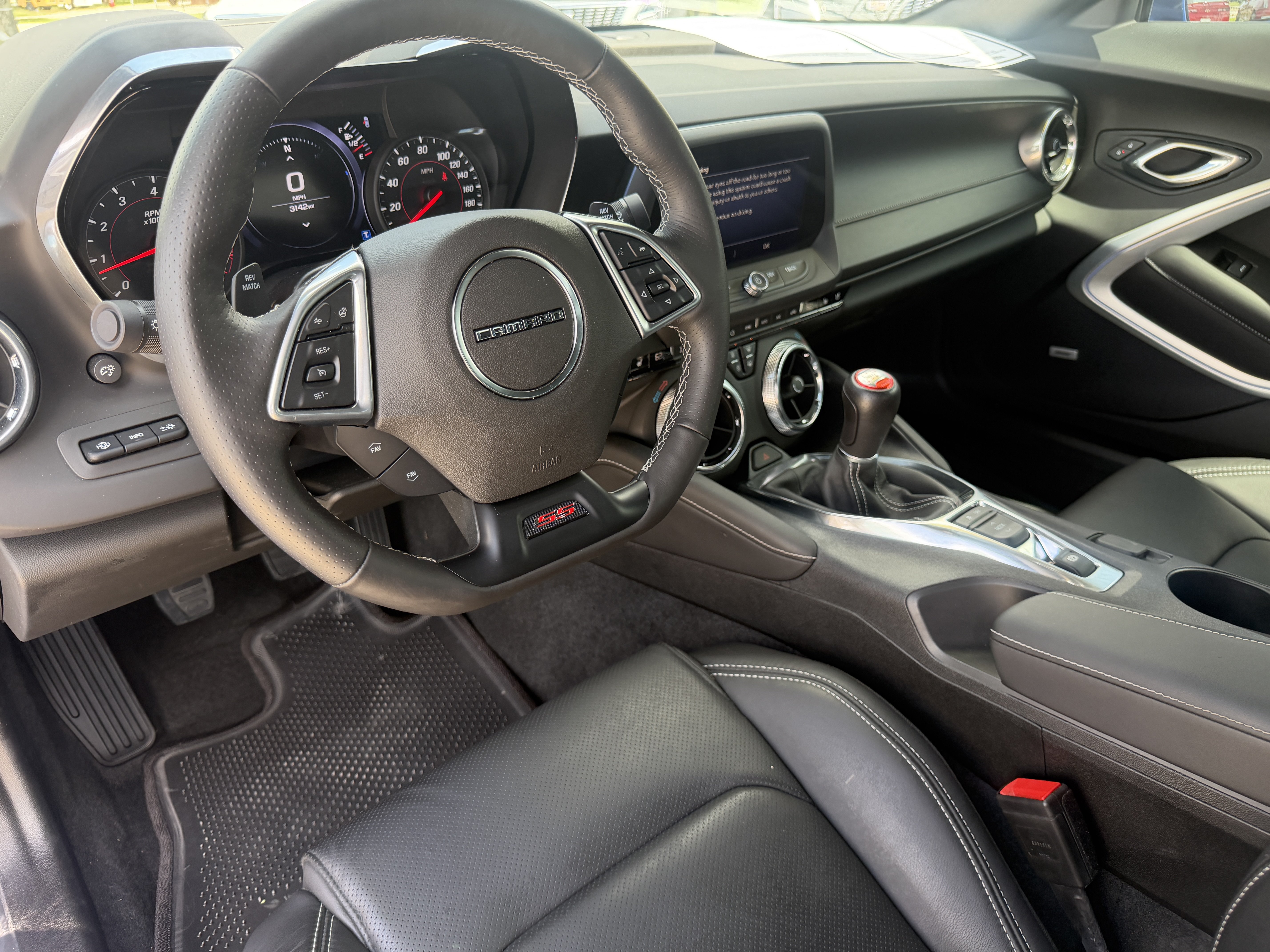 Used 2019 Chevrolet Camaro SS RWD image 10