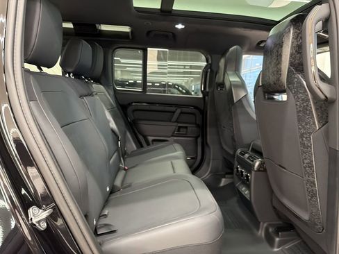 New 2026 Land Rover Defender 110 OCTA AWD/4WD image 13