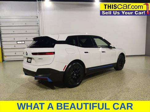 Used 2024 BMW iX xDrive50 AWD/4WD image 8
