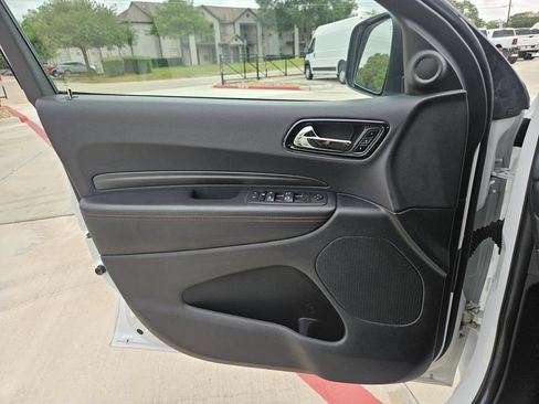 Used 2024 Dodge Durango GT RWD image 10