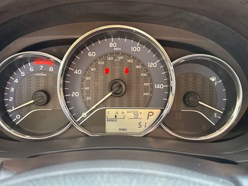 Used 2015 Toyota Corolla L FWD image 21