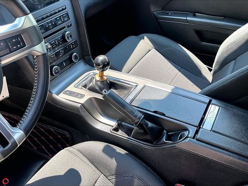 Used 2014 Ford Mustang GT RWD image 12