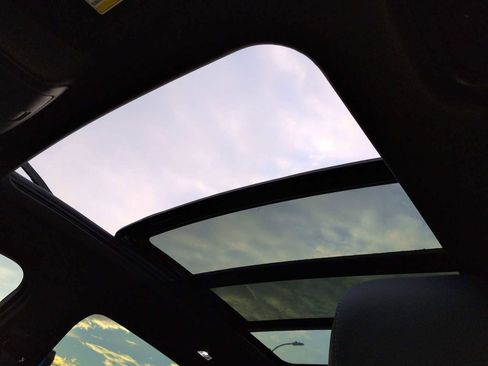 New 2025 Cadillac XT4 Premium Luxury image 22