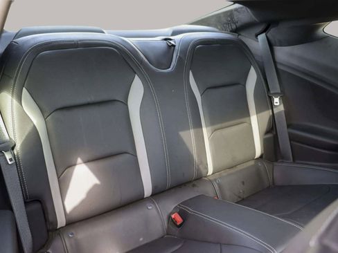 Used 2018 Chevrolet Camaro SS image 28