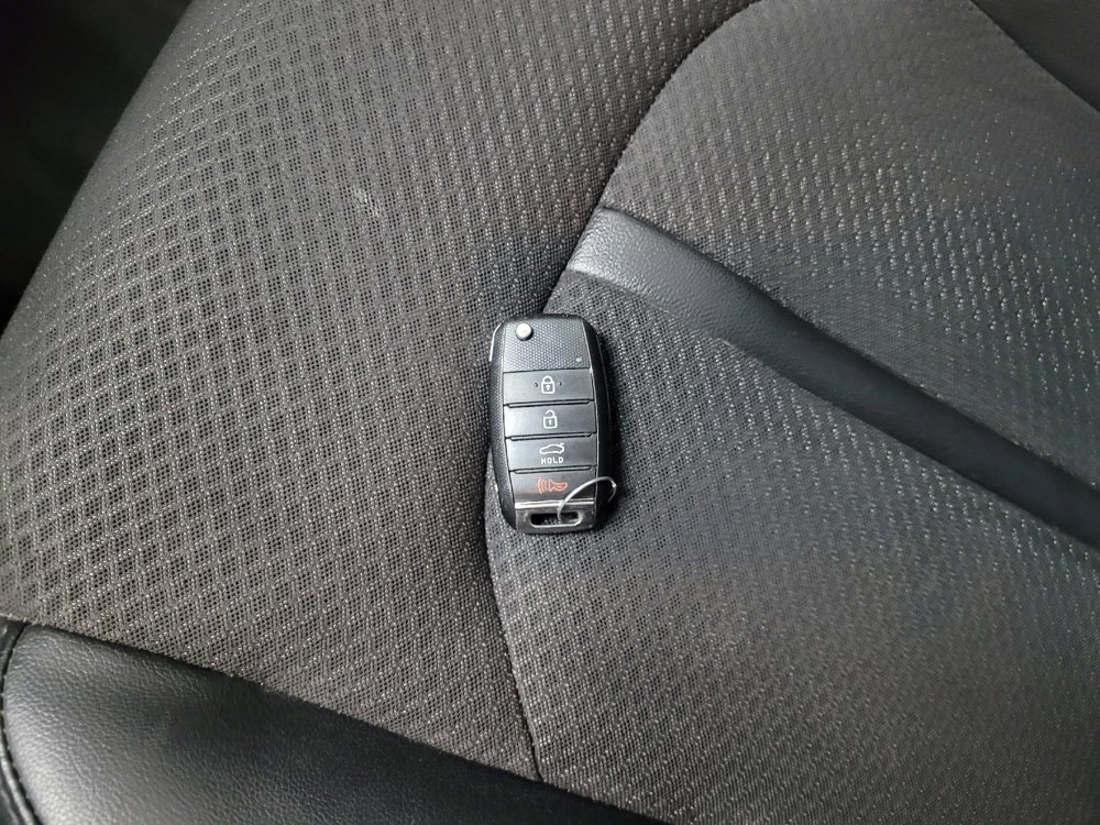 Used 2018 Kia Optima S FWD image 32