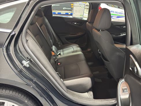 Used 2024 Chevrolet Malibu LT image 19