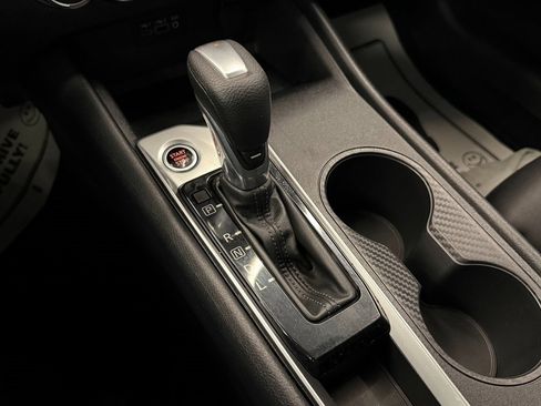 Used 2019 Nissan Altima 2.5 S image 16