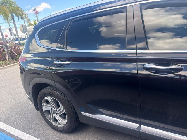 Used 2022 Hyundai Santa Fe SEL w/ Convenience + Premium Package FWD image 5